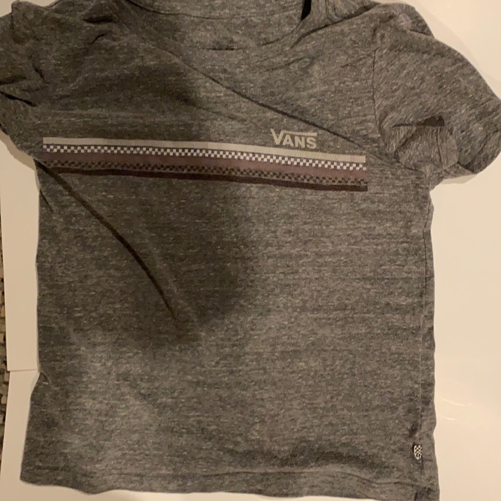 t-shirt from vans, purple and grey. Very soft and comfortable.
